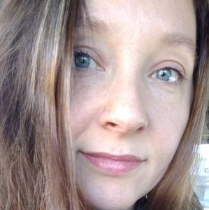 Meet your Posher, Corrie